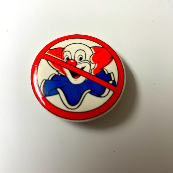 Vintage pins. 80s & 90s - Picture 4 of 15